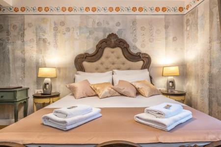 Plaza Marchi Old Town - Mag Quaint & Elegant Boutiques - 48