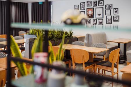 Ingate & Cafe - 2