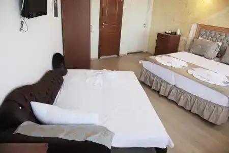 Seahouse Suites - 10