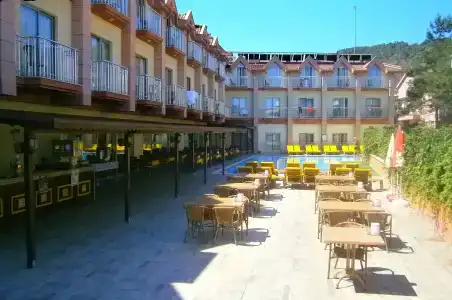 Grand Nar - 10