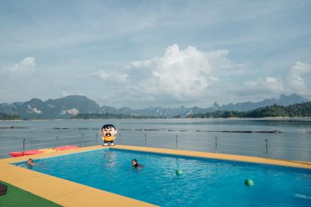 500 Rai Floating Resort - 12
