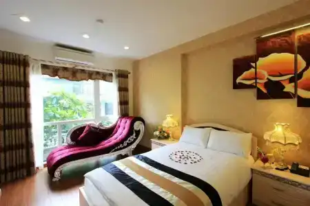 Splendid Star Boutique - 76