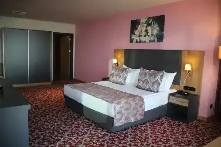 Euphoria Batumi Convention & Casino - 33