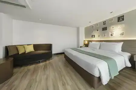 Golden Tulip Mandison Suites - 36