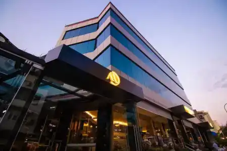 Albanopolis - 1