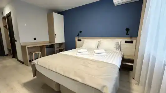 Никольская - 33