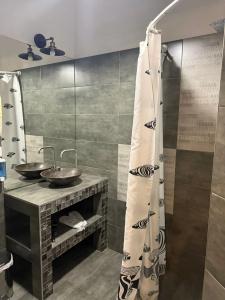 Shadow Boutique & Spa - 31
