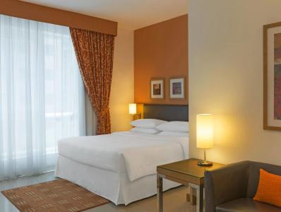 Four Points by Sheraton Downtown Dubai - 42