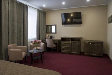 Парковая - 42