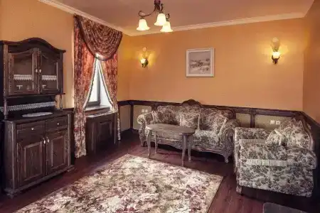 Boutique Traditional - 14