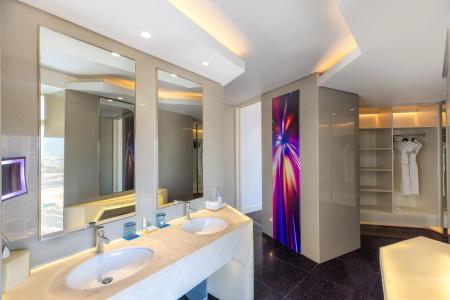 V Dubai, Curio Collection by Hilton - 24