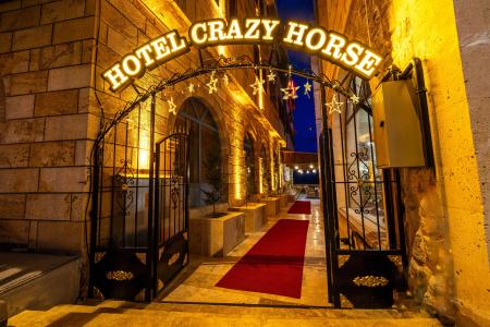 s crazy horse - 8