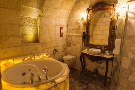 Solo Cave Suites - 66