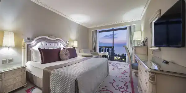 Merit Crystal Cove Casino & Spa - 5