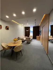 King Plaza - 44