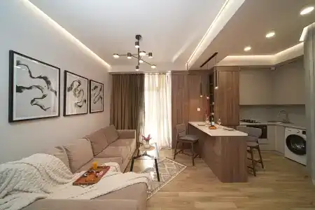 Sweet Home - 4