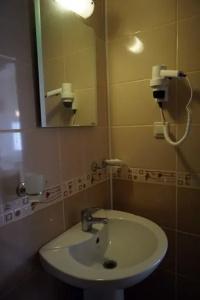Aybel Inn - 4