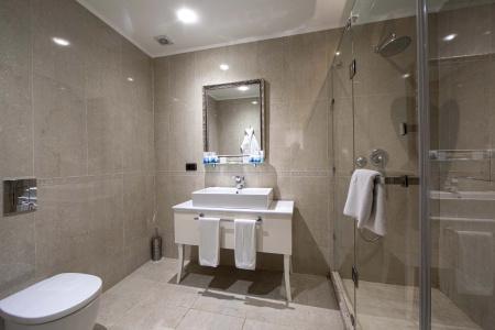 Sapphire Inn - 35