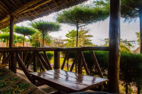 Zanzi Rest Bungalow - 39