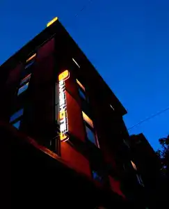 Orange - 8
