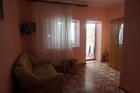 Elena - 26