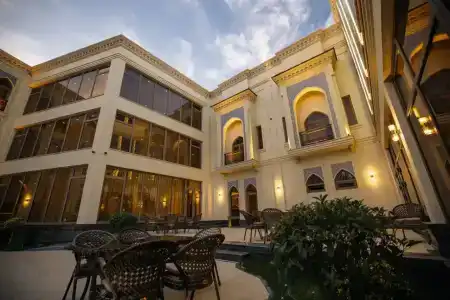 Kohinur Plaza - 41