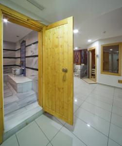 Glk Premier The Home Suites & Spa - 20