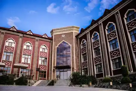 Sheki Palace - 0