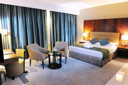 Howard Johnson by Wyndham Abu Dhabi Downtown - 2