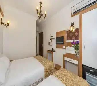 Raimond - 20