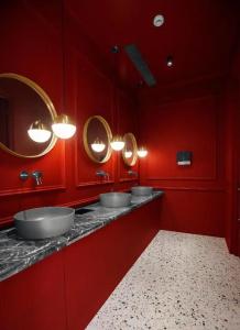 Heritage and Suites - 31
