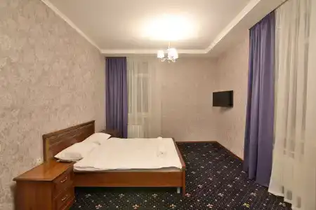 Аустерия - 0