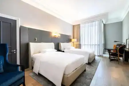 The Ritz-Carlton, - 34