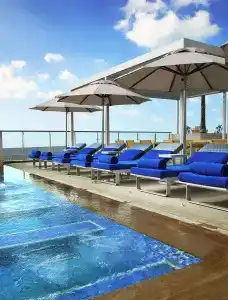 Grand Cosmopolitan - 20