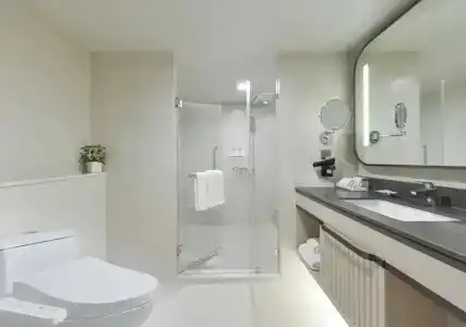 Centre Point Sukhumvit 10 - 23