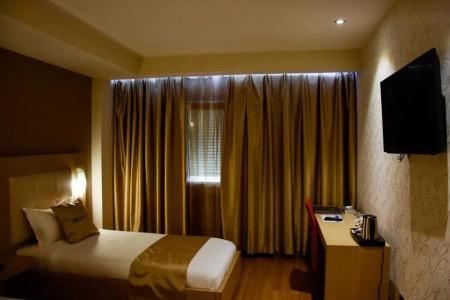 Sky 2 - 69