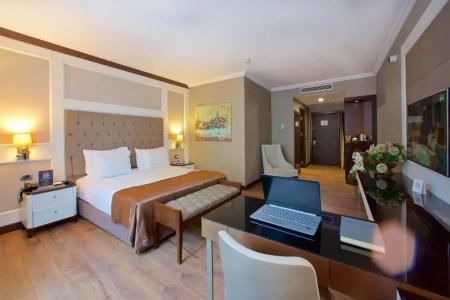 Ramada & Suites by Wyndham Istanbul Merter - 15