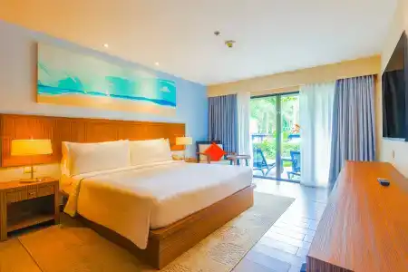 Holiday Inn Phuket Beach - 7