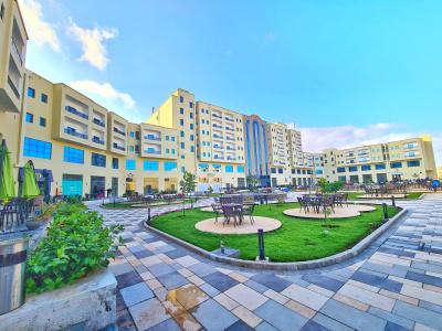The Plaza & Resort - 43