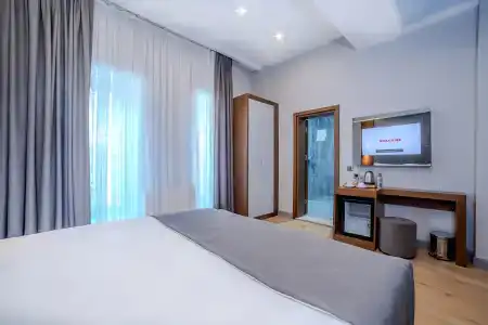 Center Hill Suites - 59