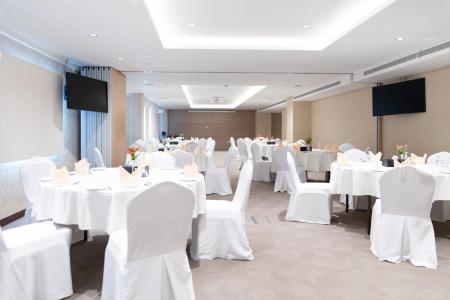Tulip Inn Majan - 10