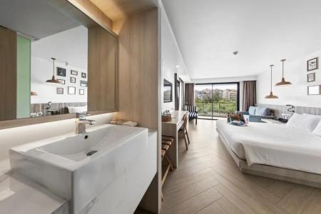 Golden Tulip Pattaya Beach Resort - 67