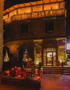 Maajid & Restaurant - 13