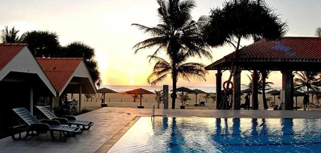 Goldi Sands - 32