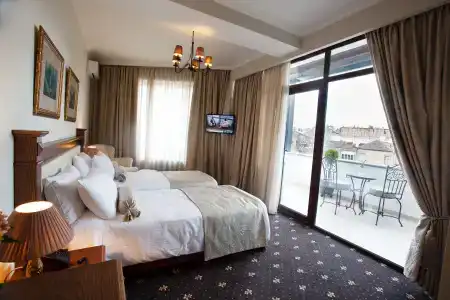 Tbilisi Laerton - 83