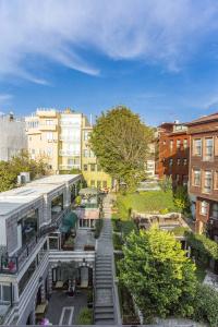 Rose Garden Suites - 7