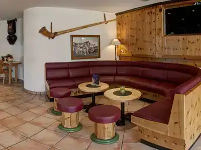 Alpe Fleurie Hôtel & Restaurant - 5