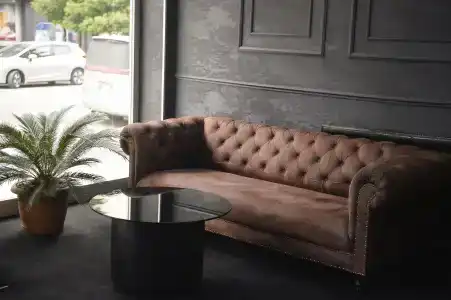 Aura Boutique - 2