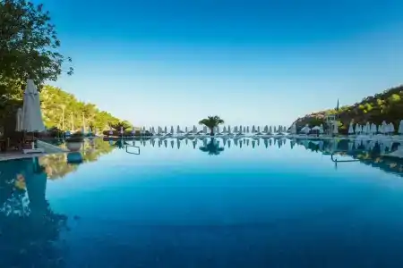 Hillside Beach Club - 5