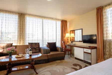 Royal Plaza - 93
